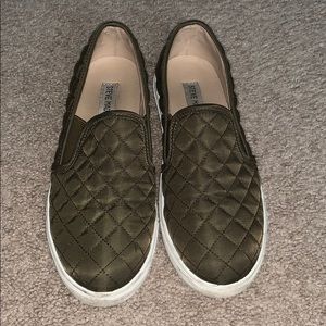 Steve Madden Ecentrcq Slip On Casual Shoe - Green